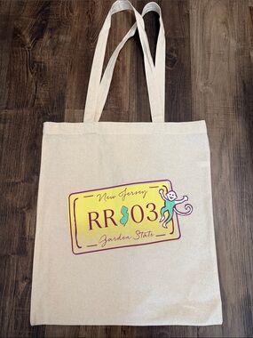 Roller Rabbit New Jersey Canvas Tote Bag 

 New Jersey Pop Up - EXCLUSIVE ONLY